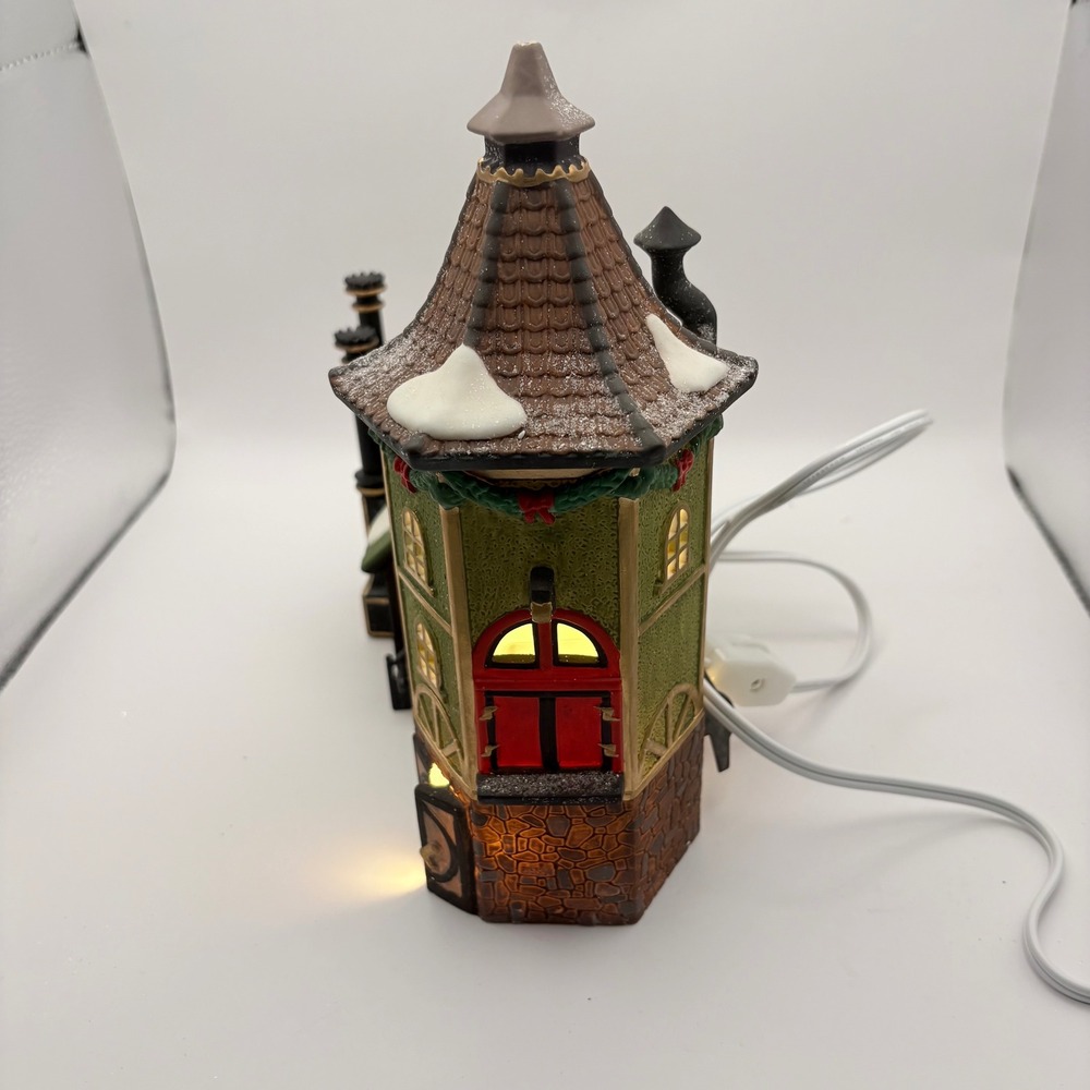 Department 56 North Pole Series Elf Forge & Assembly Shop Missing Flag - Picture 3 of 8